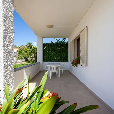 Apartament Aurora *