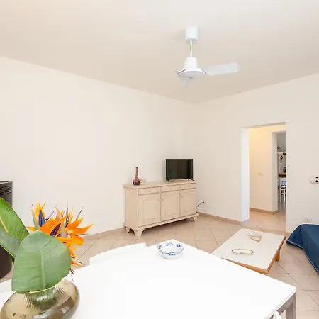 Apartament Aurora San Teodoro (Sardinia)