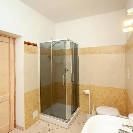 Aurora Apartament *